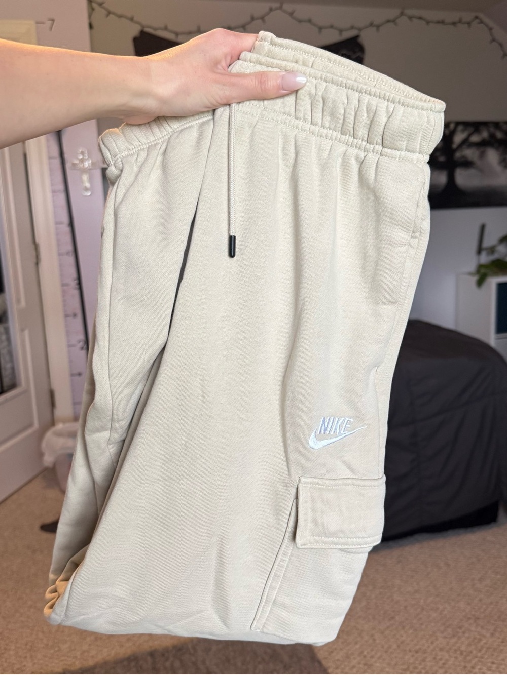Nike Cream Cargo Sweatpants